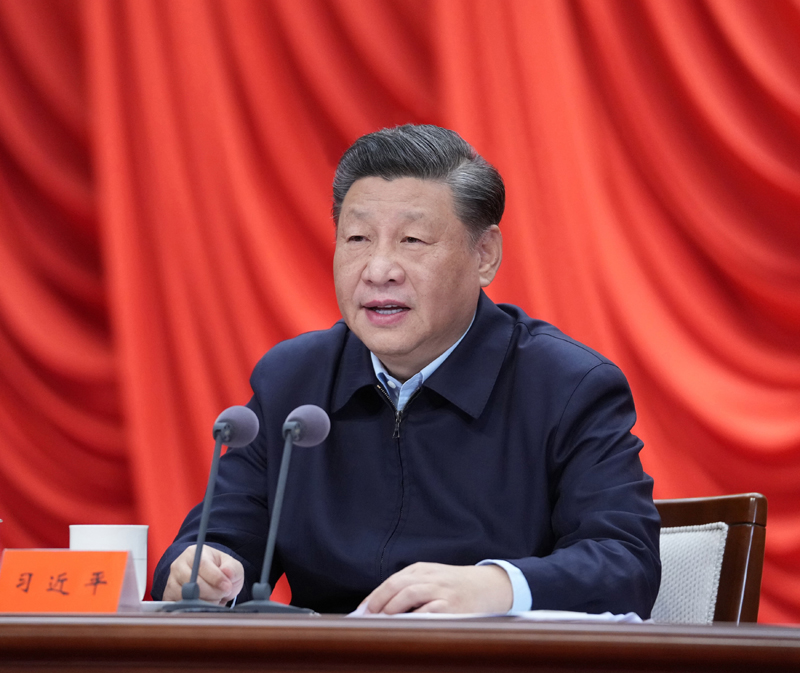 3月1日，2022年春季学期中央党校（国度行政学院）中青年干部培训班在中央党？。中共中央总书记、国度主席、中央军委主席习近平在开班式上颁发沉要讲话。新华社记者 申宏 摄